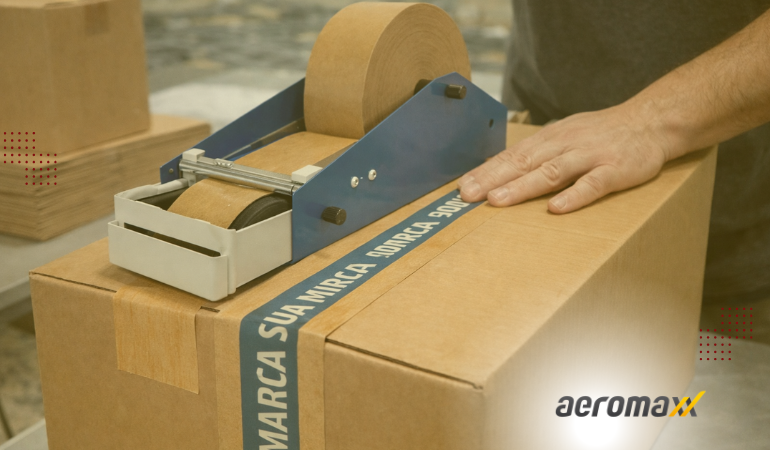 Fita gomada para caixas